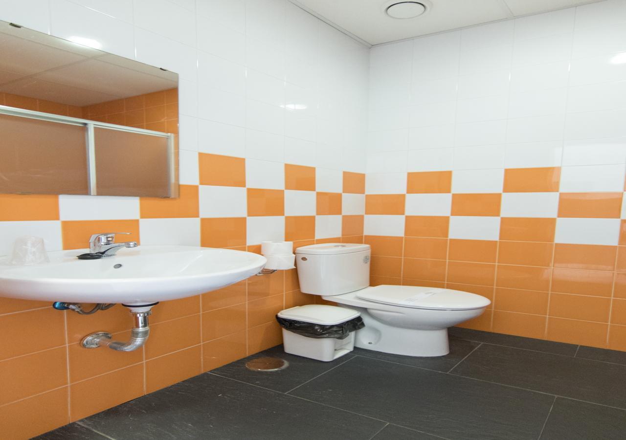 Albergue Inturjoven Málaga Exteriör bild